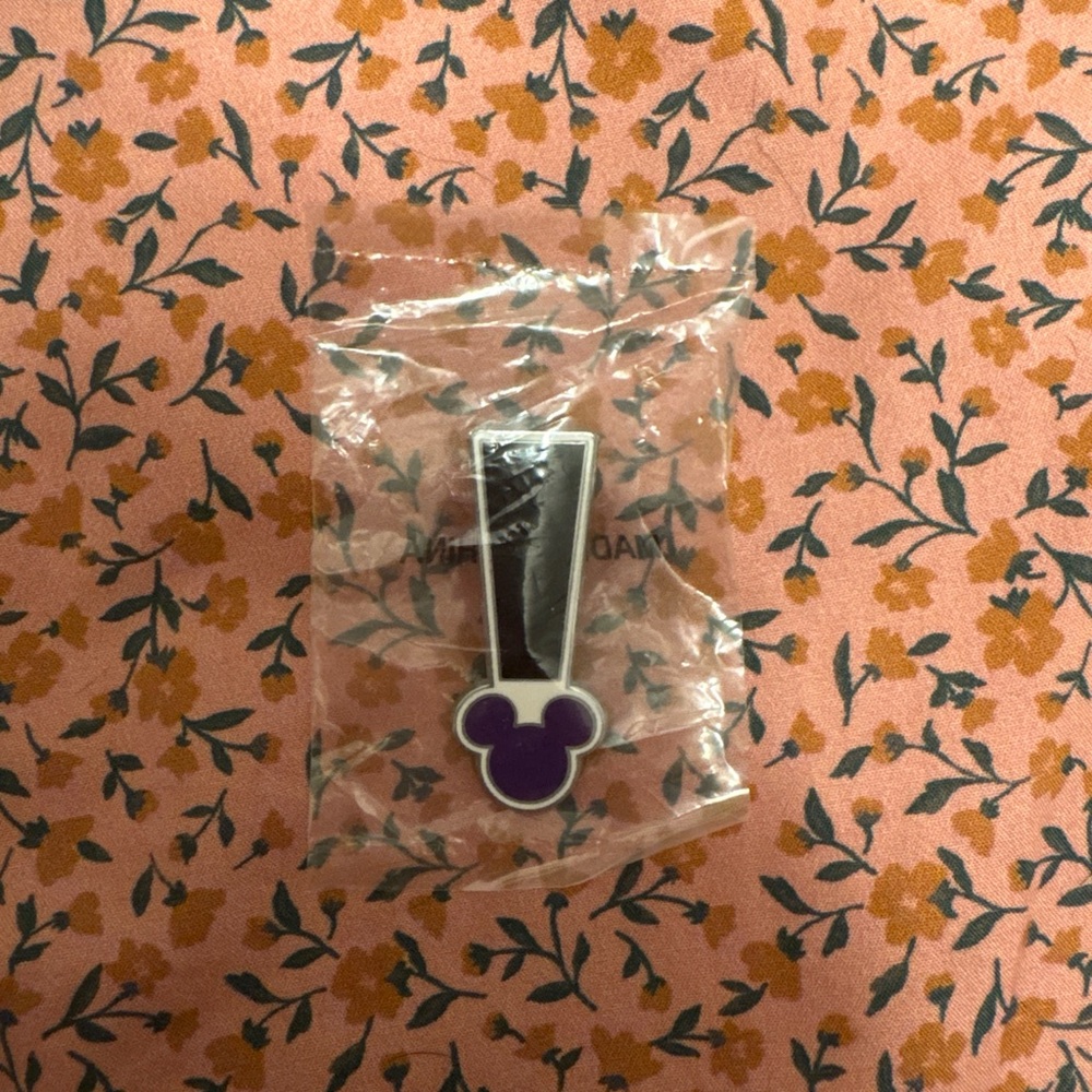 Disney World Imagination Campus Purple Pin